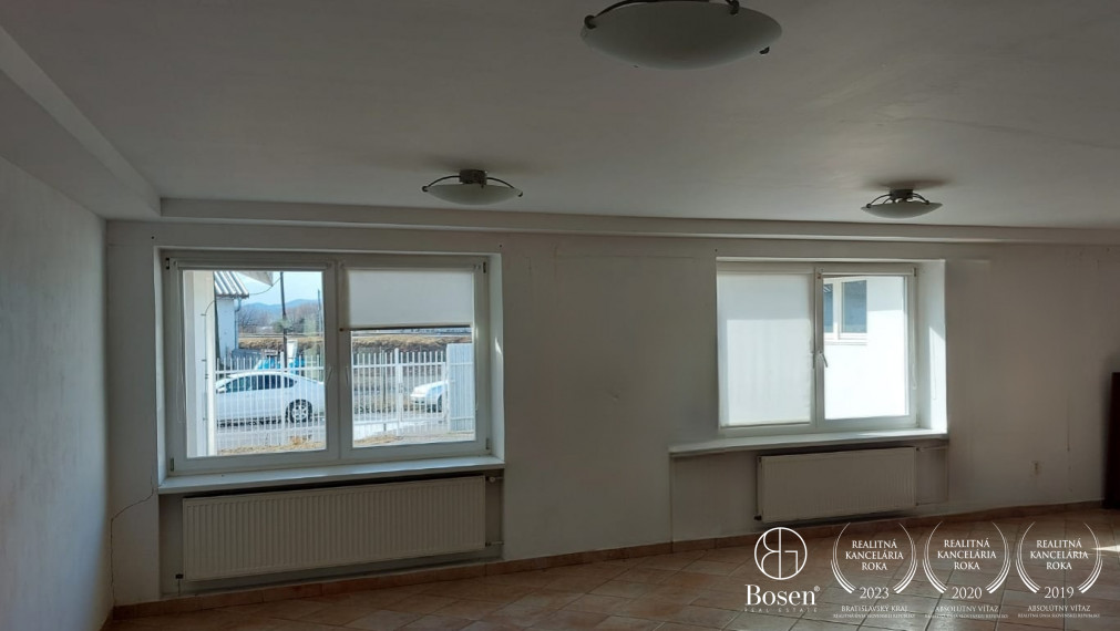 BOSEN | Obchodné priestory v Žiary nad Hronom, SNP, 110 m2