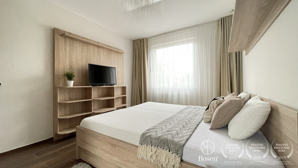 3-izbový byt s dvoma parkovacími miestami – Bratislava, Kramáre