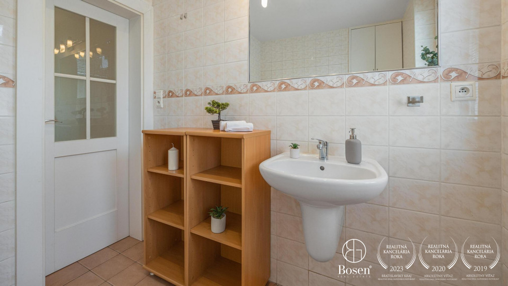 BOSEN |  Slnečný 3 izbový mezonetový byt s dvoma terasami, BA - m.č. Ružinov NIVY, 111,4 m2.