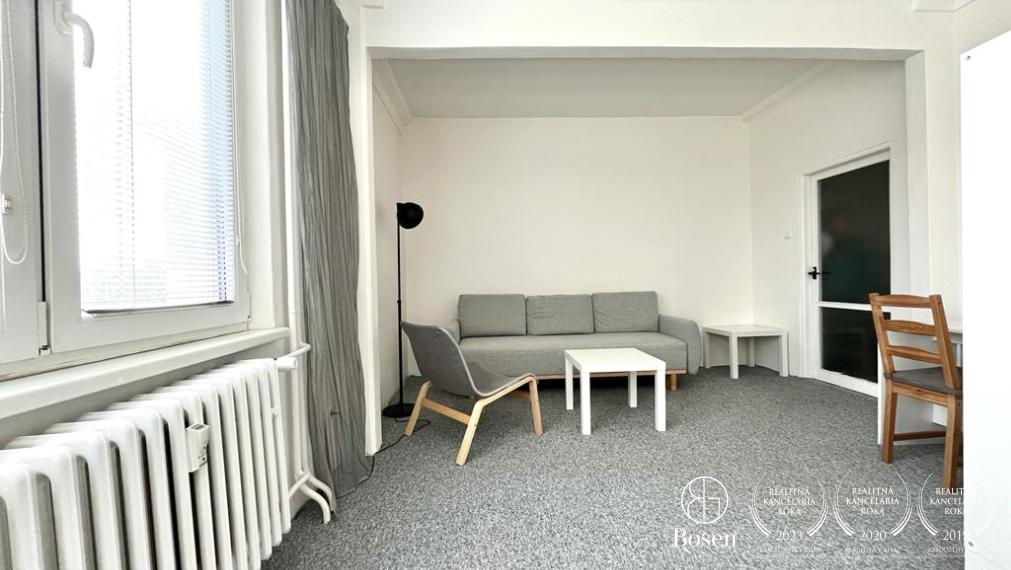 BOSEN | Prenájom priestranný zariadený 1 izbový byt na ulici Kozmonautická, Bratislava - Ružinov