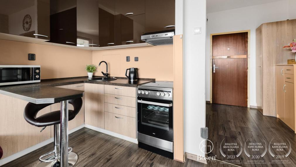 PREDANÉ: BOSEN | Zariadený 2 izb. byt na začiatku Petržalky, Gessayova, 53 m2