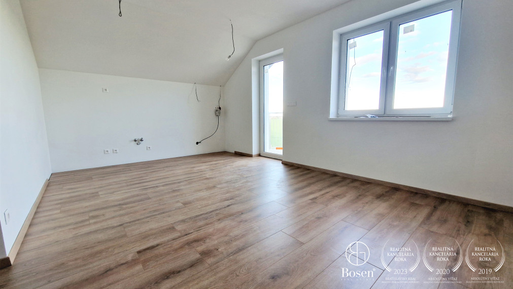 BOSEN | 2 izb. BYTY s balkónom