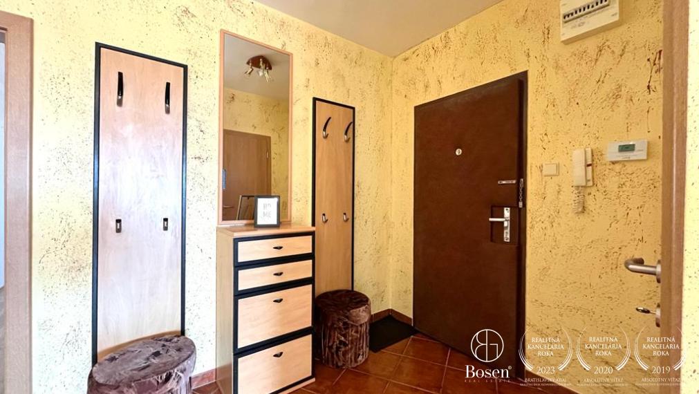 BOSEN | Prenájom slnečný veľkometrážny 4 izbový byt s garážou, Bratislava - Karlova Ves