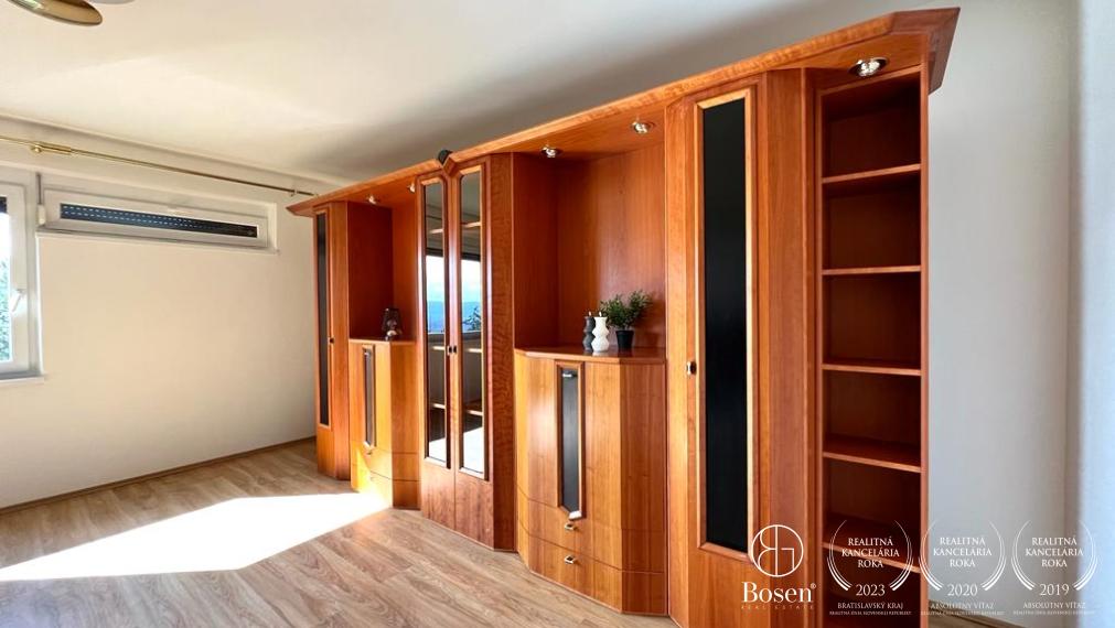 BOSEN | Prenájom slnečný veľkometrážny 4 izbový byt s garážou, Bratislava - Karlova Ves