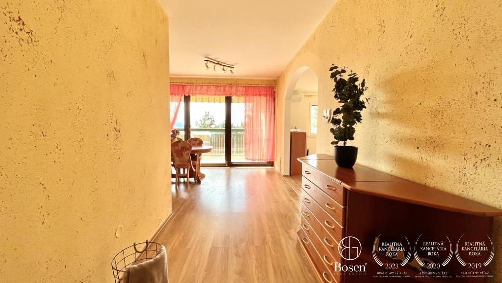 BOSEN | Prenájom slnečný veľkometrážny 4 izbový byt s garážou, Bratislava - Karlova Ves