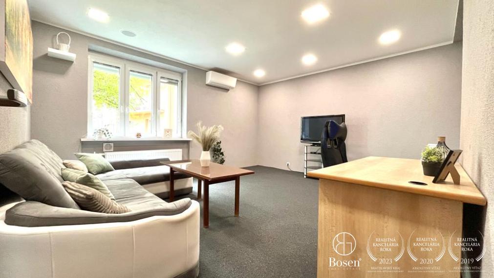 BOSEN | Prenájom priestranný zariadený 2 izbový byt na ulici Varšavská, Bratislava - Nové Mesto