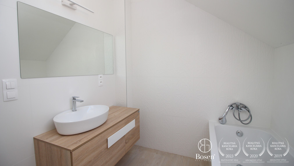 BOSEN | 2 izbový byt, Pezinská, Malacky