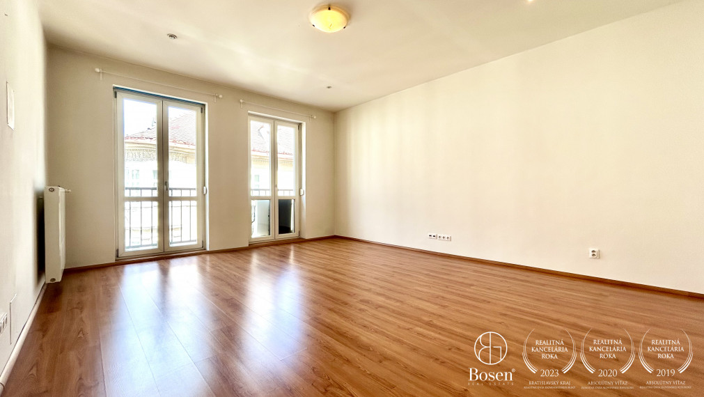 BOSEN | Rezervované Kancelárske priestory v historickom centre, Strakova, Staré Mesto, 107 m2