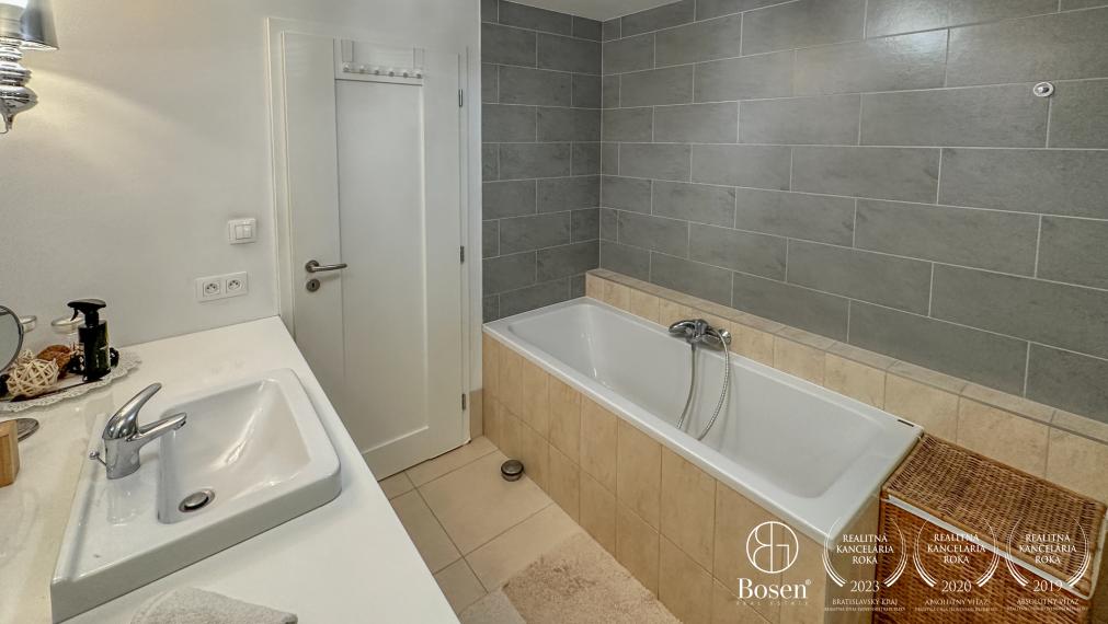 BOSEN | PRENAJATÉ City Park: 2 izbový byt s garážovým státím v novostavbe - Ružinov, 62,5m2