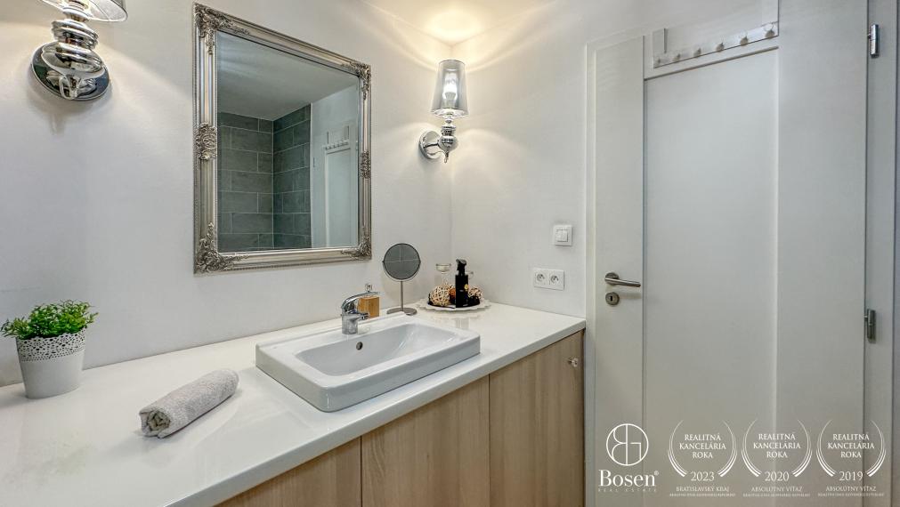 BOSEN | PRENAJATÉ City Park: 2 izbový byt s garážovým státím v novostavbe - Ružinov, 62,5m2