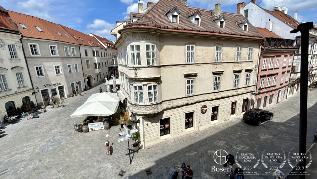 BOSEN | Rezervované Kancelárske priestory v historickom centre, Strakova, Staré Mesto, 107 m2
