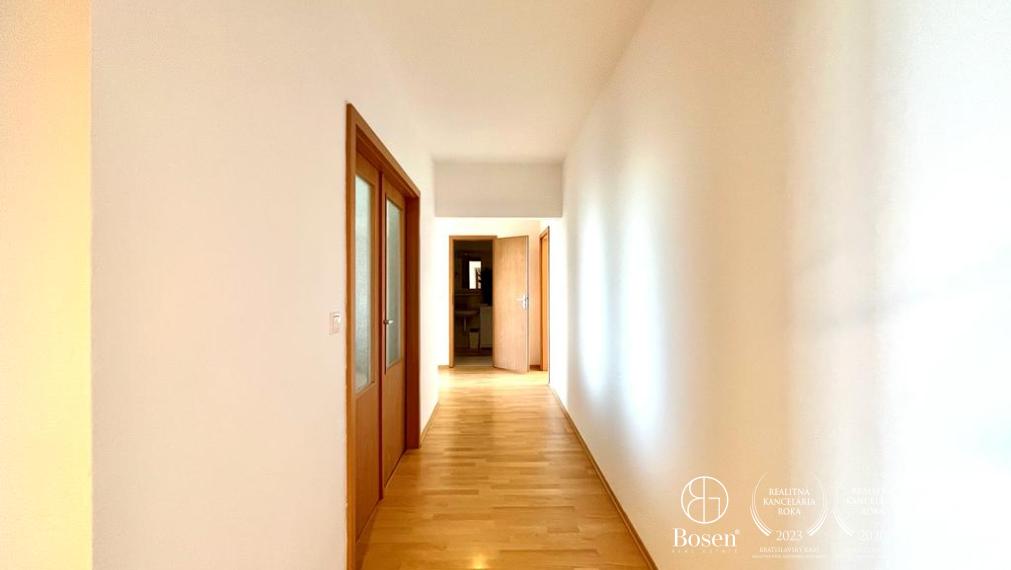 BOSEN | PRENAJATÉ slnečný 3- izbový byt na ulici Sputniková, Bratislava - Ružinov