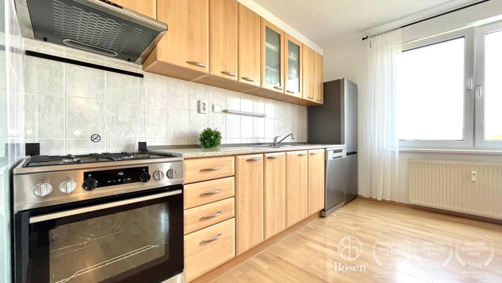 BOSEN | PRENAJATÉ slnečný 3- izbový byt na ulici Sputniková, Bratislava - Ružinov