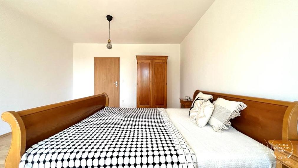 BOSEN | PRENAJATÉ slnečný 3- izbový byt na ulici Sputniková, Bratislava - Ružinov