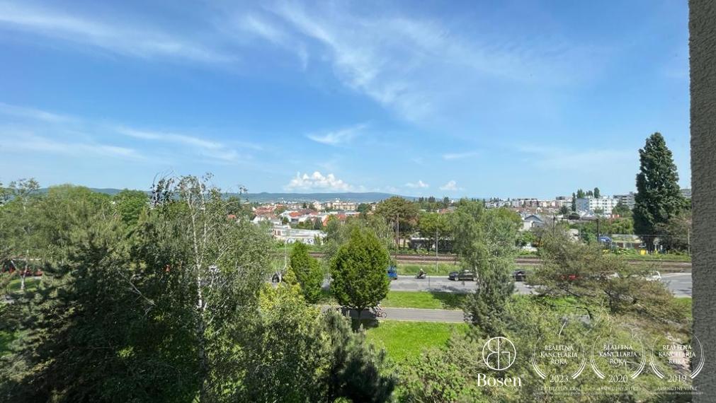 BOSEN | PRENAJATÉ slnečný 3- izbový byt na ulici Sputniková, Bratislava - Ružinov