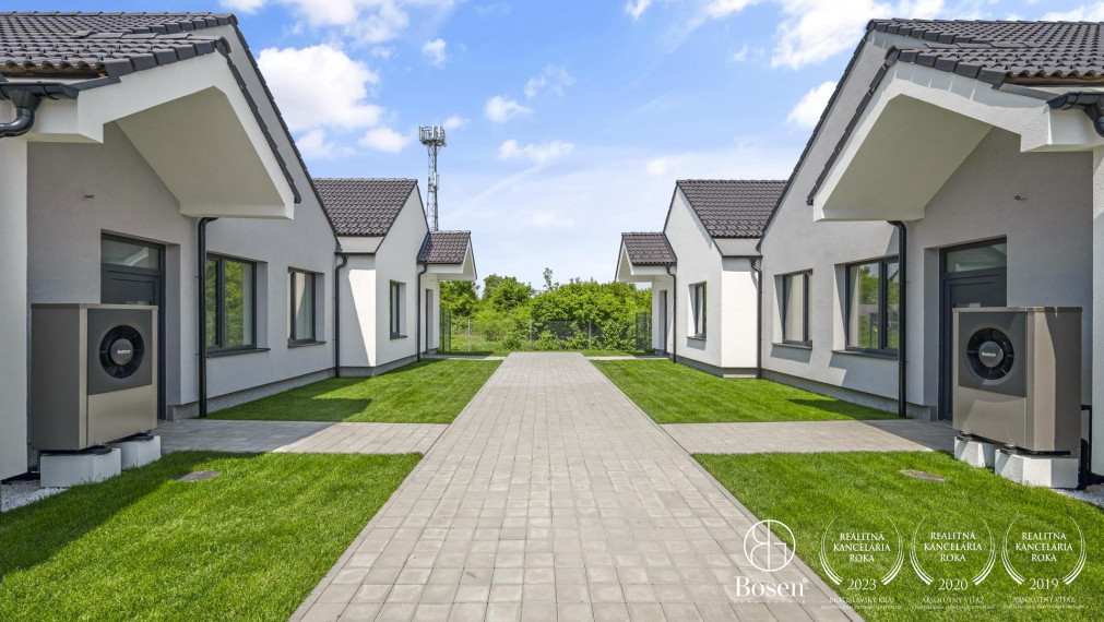 BOSEN | Skolaudovaný 4 izbový rodinný dom na predaj s tepelným čerpadlom, Blahová, 321 m2