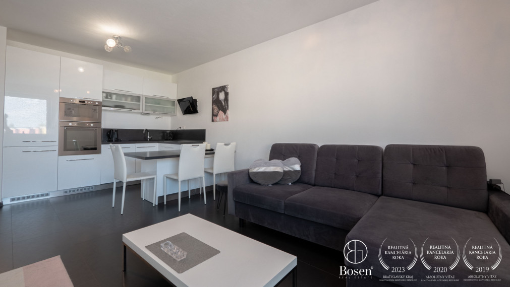 BOSEN | 2 izbový byt s parkovacím státim, Rovinka