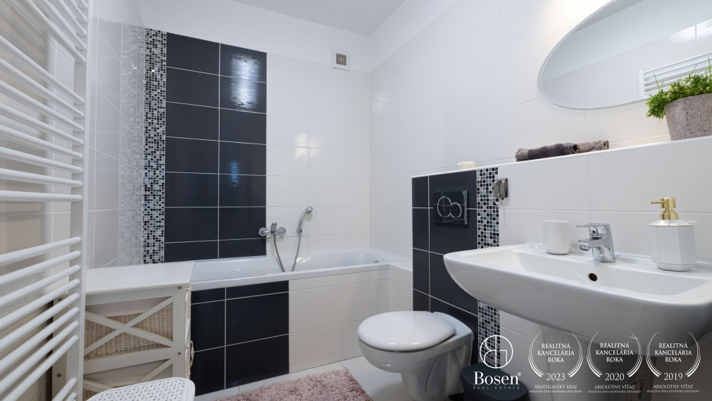 BOSEN | 2 izbový byt s parkovacím státim, Rovinka