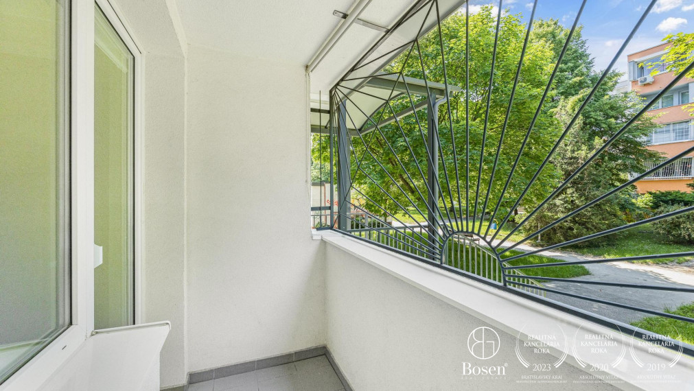 BOSEN | Predaj veľkého 3 izbového bytu, Vrakuňa, Čiližská, 84m2