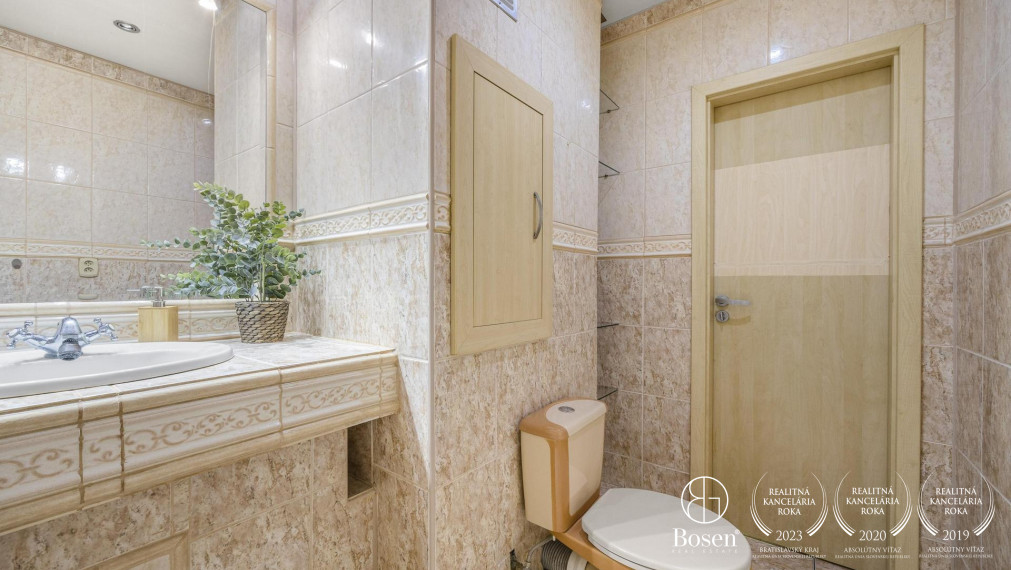 BOSEN | Predaj veľkého 3 izbového bytu, Vrakuňa, Čiližská, 84m2