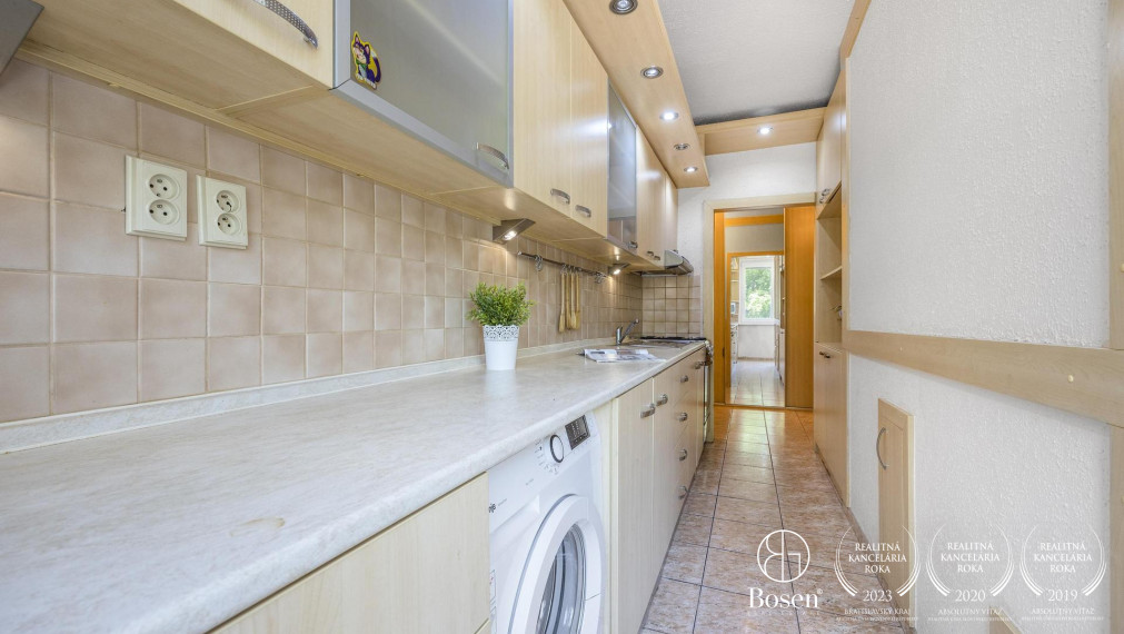 BOSEN | Predaj veľkého 3 izbového bytu, Vrakuňa, Čiližská, 84m2