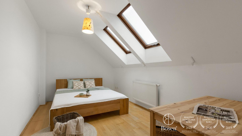 BOSEN | 6 izb. rodinný dom na súkromnej príjazdovej ceste, ulica Družstevná, Svätý Jur, 235 m2