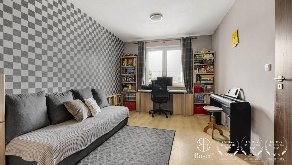 BOSEN | Veľkorysý 6 izbový rodinný dom, ulica Jánošíkova, Senec, 197 m2