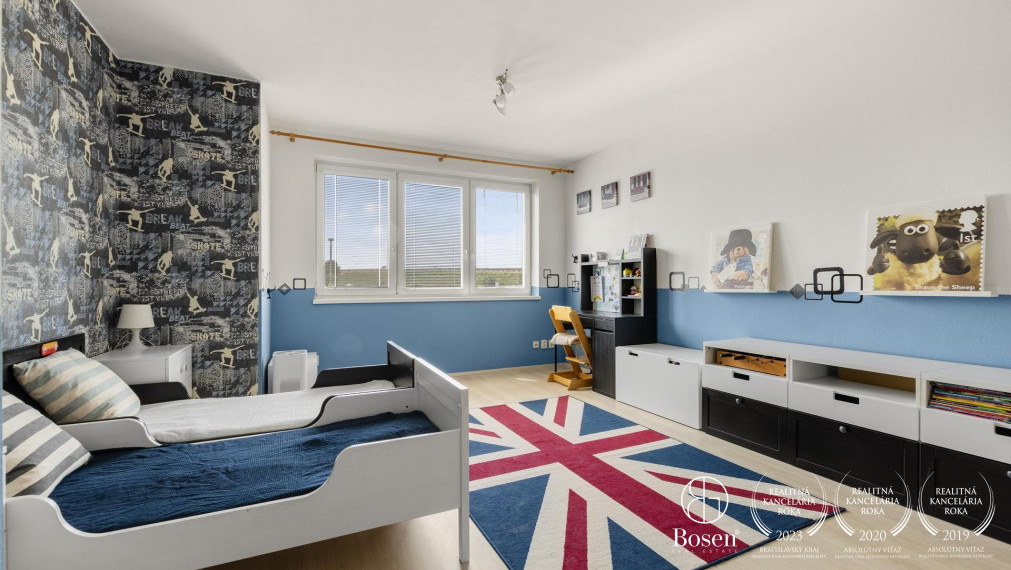 BOSEN | Veľkorysý 6 izbový rodinný dom, ulica Jánošíkova, Senec, 197 m2