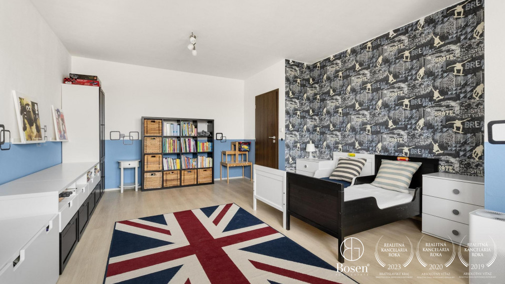 BOSEN | Veľkorysý 6 izbový rodinný dom, ulica Jánošíkova, Senec, 197 m2