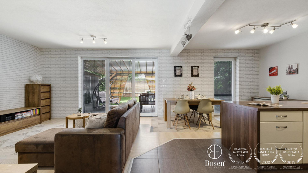 BOSEN | Veľkorysý 6 izbový rodinný dom, ulica Jánošíkova, Senec, 197 m2