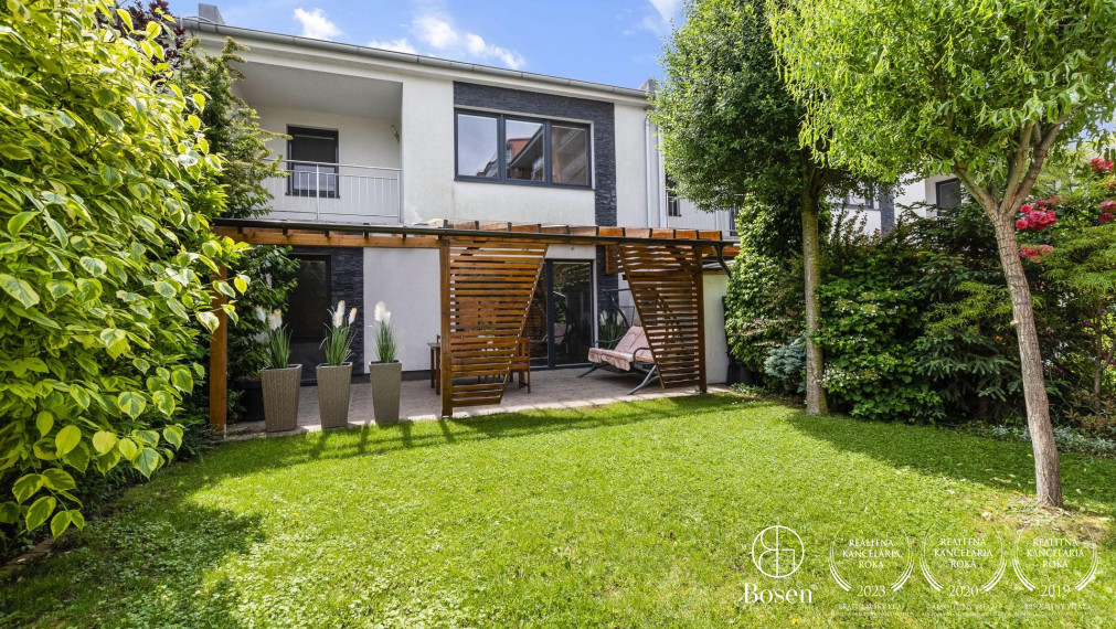 BOSEN | Veľkorysý 6 izbový rodinný dom, ulica Jánošíkova, Senec, 197 m2