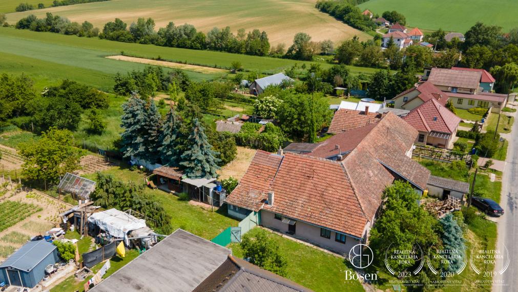 BOSEN | Na predaj rodinný dom v obci Dolné Trhovište