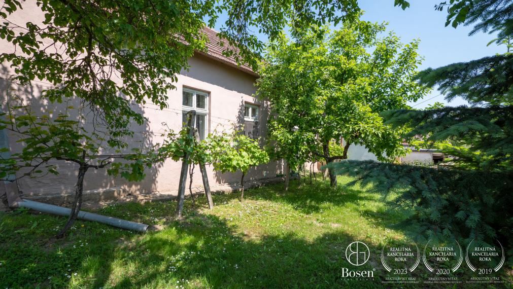 BOSEN | Na predaj rodinný dom v obci Dolné Trhovište
