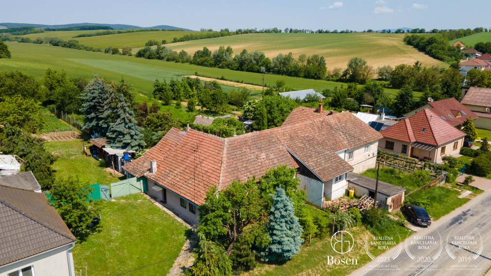 BOSEN | Na predaj rodinný dom v obci Dolné Trhovište
