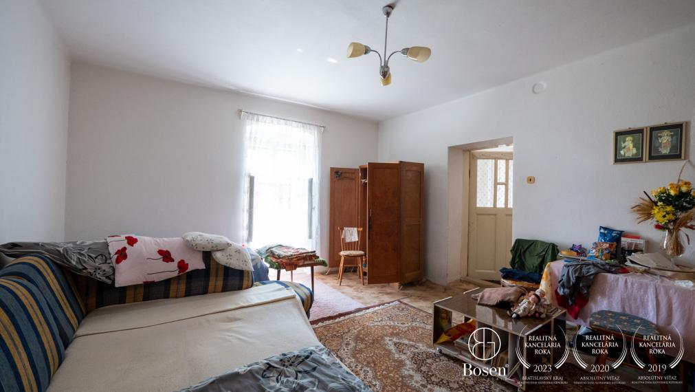 BOSEN | Na predaj rodinný dom v obci Dolné Trhovište