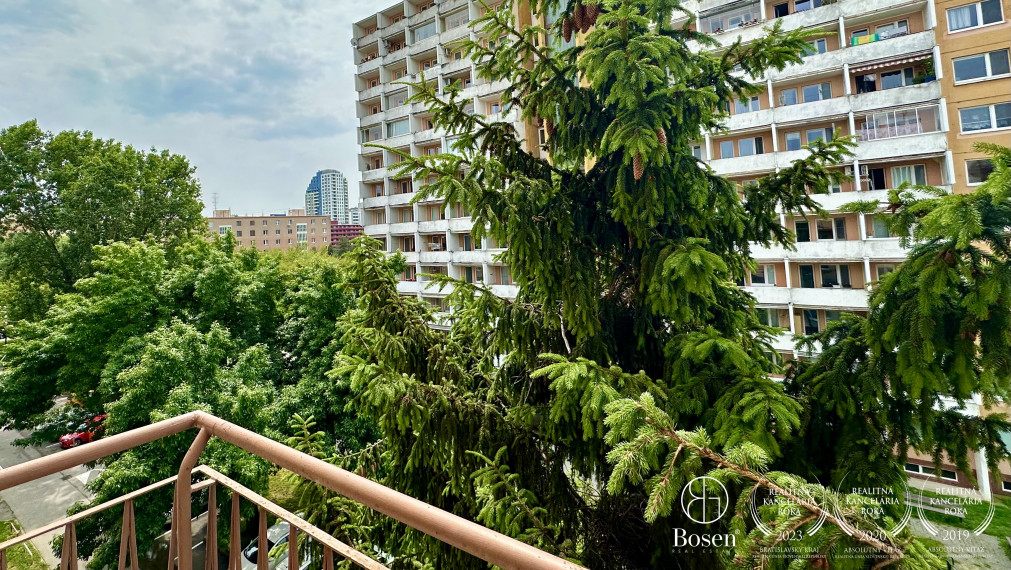 BOSEN | 1,5 izb. byt s balkónom, s možnosťou prerábky na 2 izb., Sklenárova, Ružinov, BA