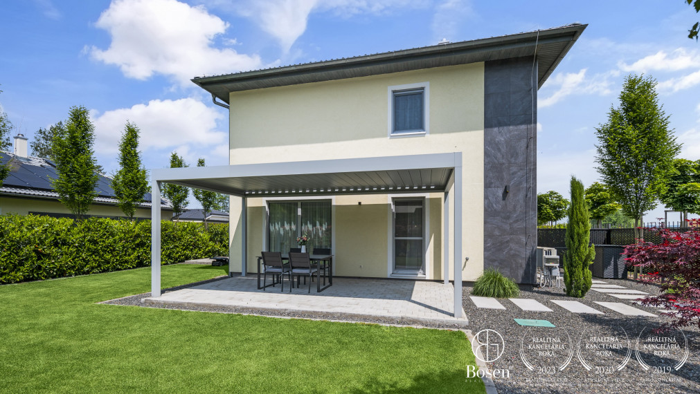 BOSEN | 4izb dom, pozemok 493m2 v Penati Golf Resort