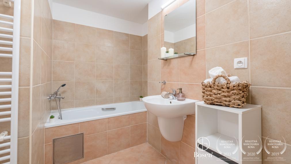 PRENAJATÉ | BOSEN | Prenájom priestranný 2 izbový byt s terasou, 72 m2, Vienna Gate, Bratislava m.č. Petržalka