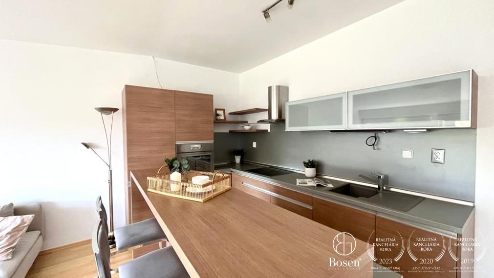 BOSEN | Prenajaté priestranný zariadený 3 izbový byt na ulici Majoránová, Bratislava m.č. Vrakuňa