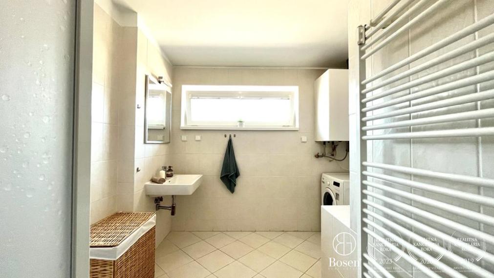 BOSEN | Prenajaté priestranný zariadený 3 izbový byt na ulici Majoránová, Bratislava m.č. Vrakuňa