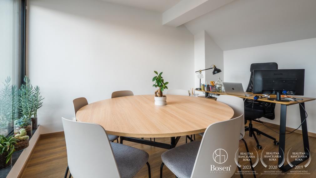 PRENAJATÉ | BOSEN | Prenájom kancelárie s terasou, 103,08 m2, ulica Karpatská, Bratislava m.č. Staré Mesto