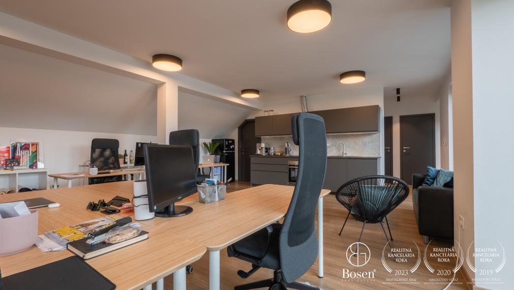 PRENAJATÉ | BOSEN | Prenájom kancelárie s terasou, 103,08 m2, ulica Karpatská, Bratislava m.č. Staré Mesto