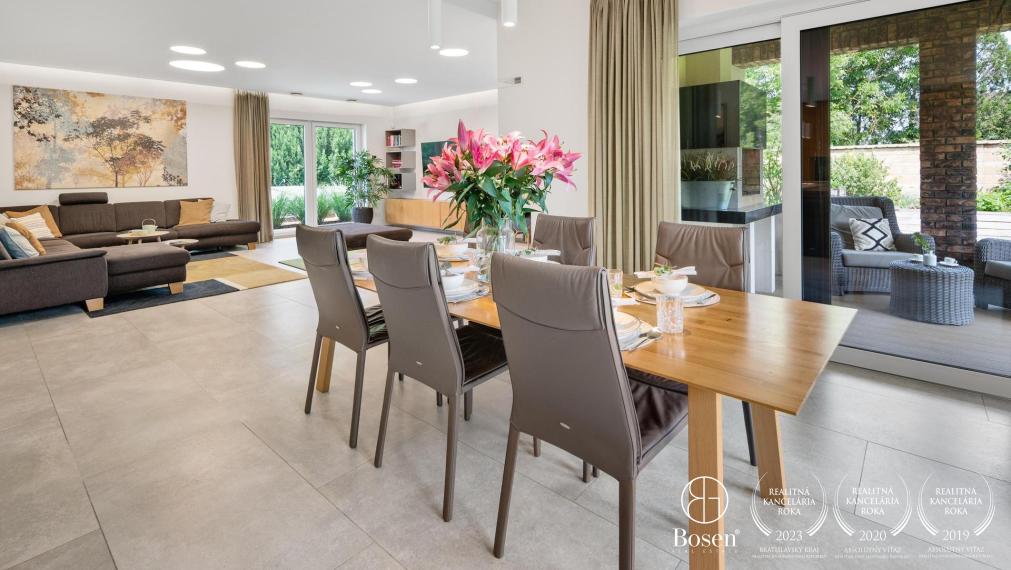 BOSEN | Nadštandardný 6 izbový rodinný dom s bazénom v Miloslavove