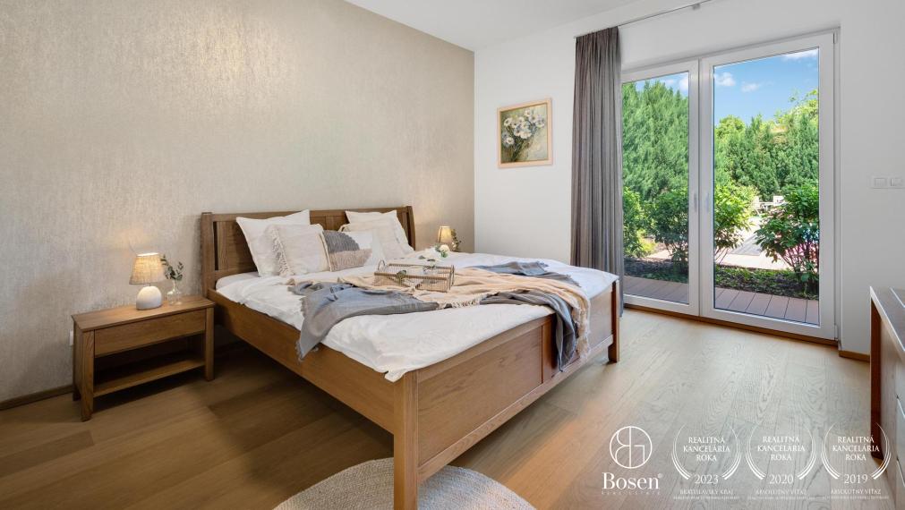 BOSEN | Nadštandardný 6 izbový rodinný dom s bazénom v Miloslavove