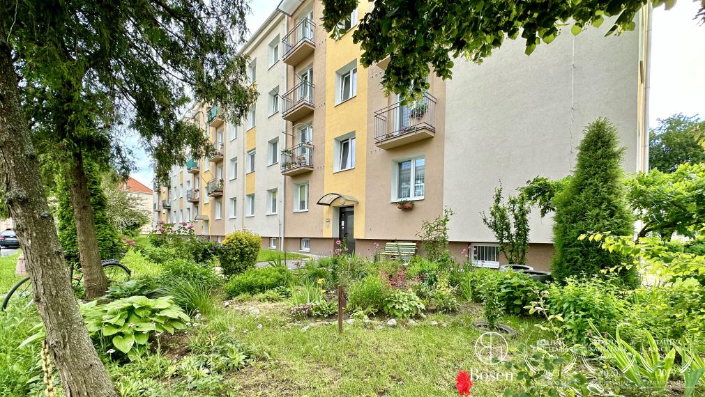 BOSEN | Na predaj, 2,5 izbový byt vo vyhľadávanej lokalite v centre Fiľakova, školská ul. 60m2.