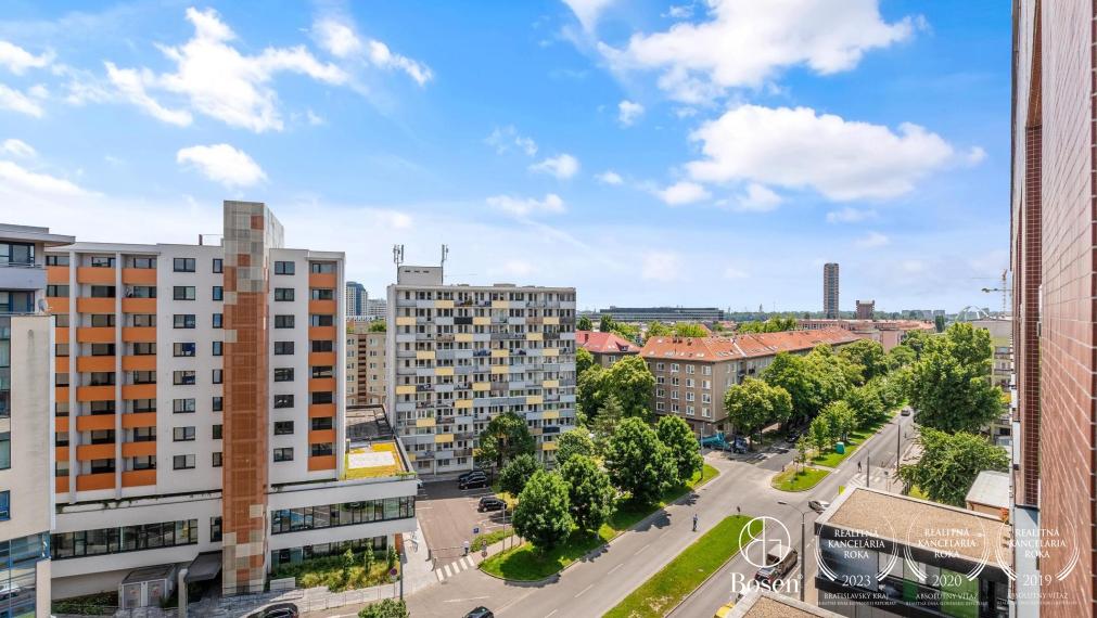 BOSEN | Priestranný 3 izbový byt - mezanín s terasou v novostavbe VIKTORIA, Ružinov - Nivy, 86m2