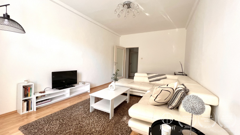 BOSEN | Prenájom Slnečný 2 izbový byt s balkónom, Bratislava - m.č. Staré Mesto, ulica Záhrebská