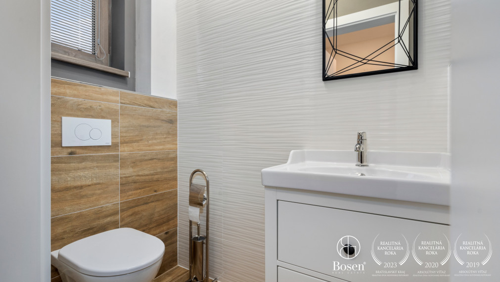 BOSEN | Zariadený 2-izb byt s terasou a parkovaním Čermáň