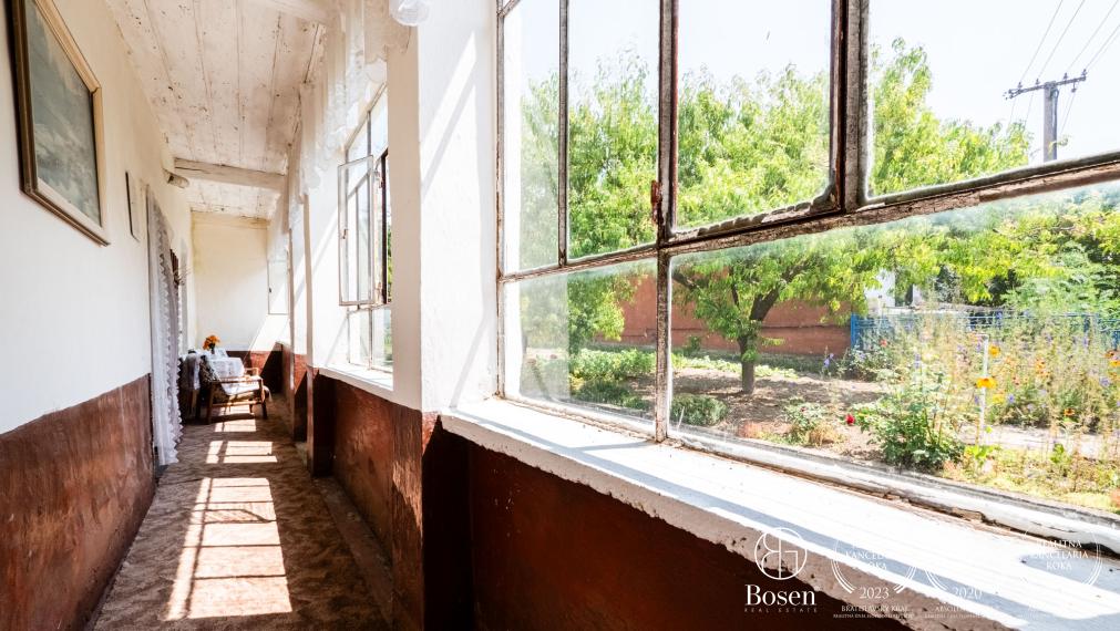 PREDANÉ BOSEN |100 ročný gazdov. dom v obci Radava