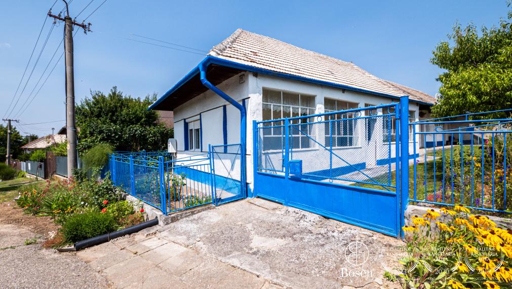 PREDANÉ BOSEN |100 ročný gazdov. dom v obci Radava